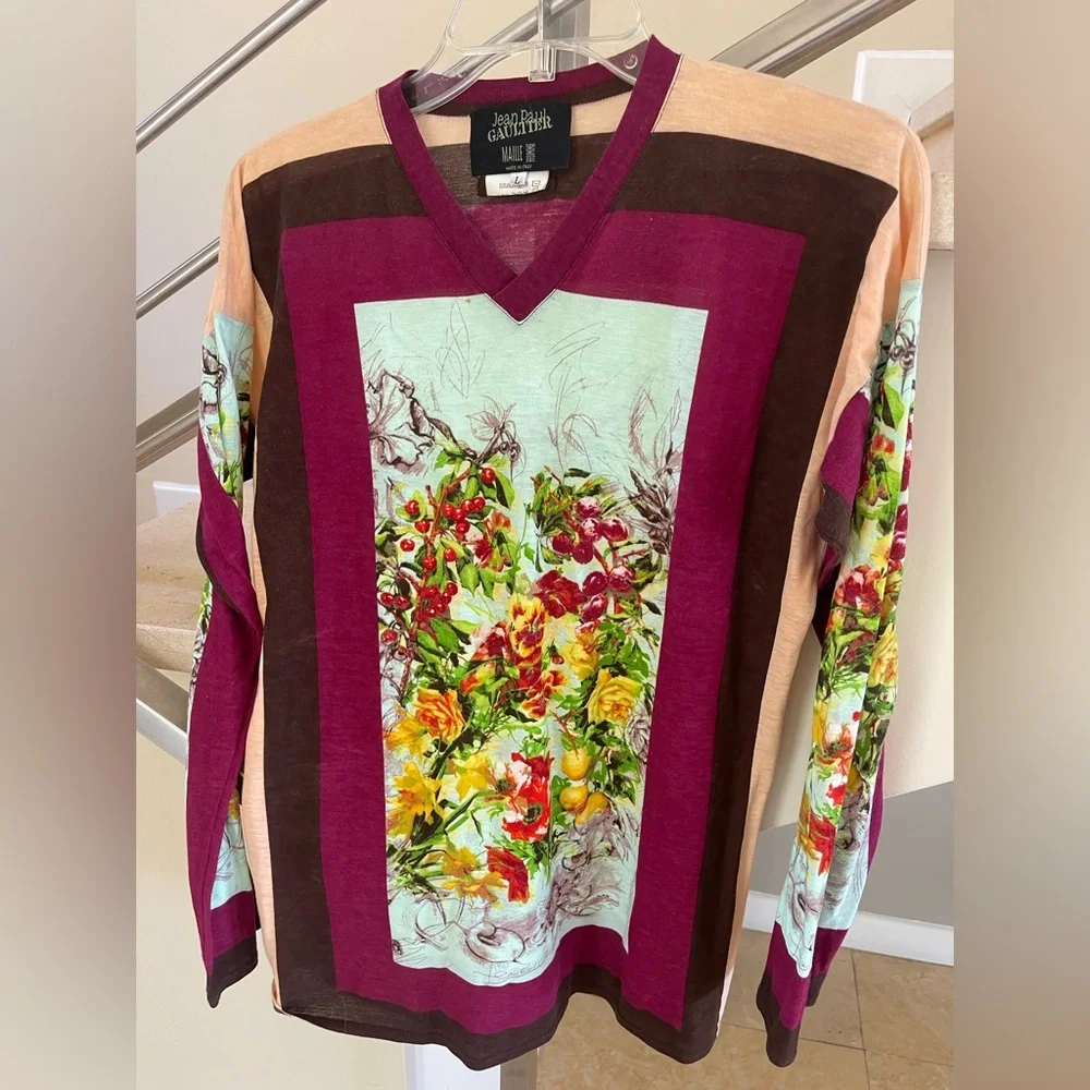 VINTAGE JPG Multicolor V-neck top - Picture 1 of 12